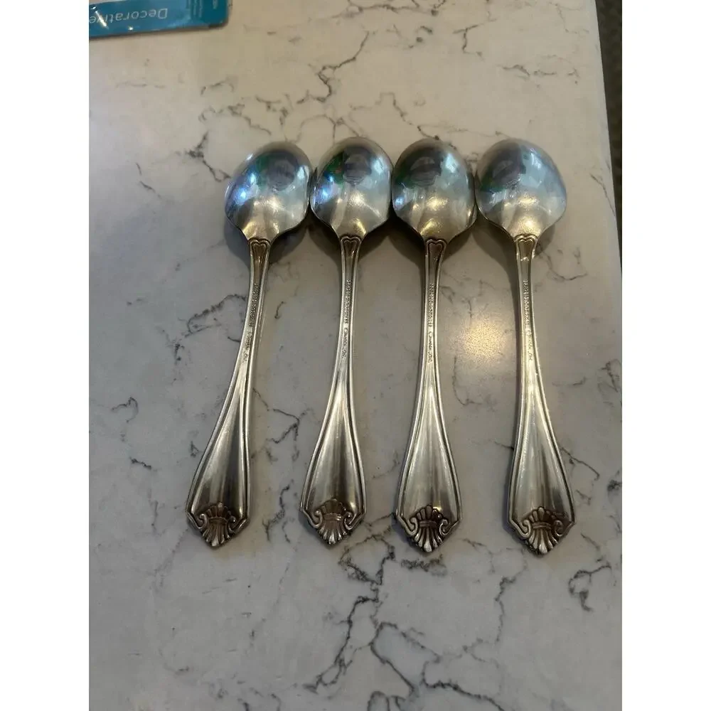 Vtg Rogers Oneida 1811 King James Silverplate Teaspoon Set of‎ 4 Flatware